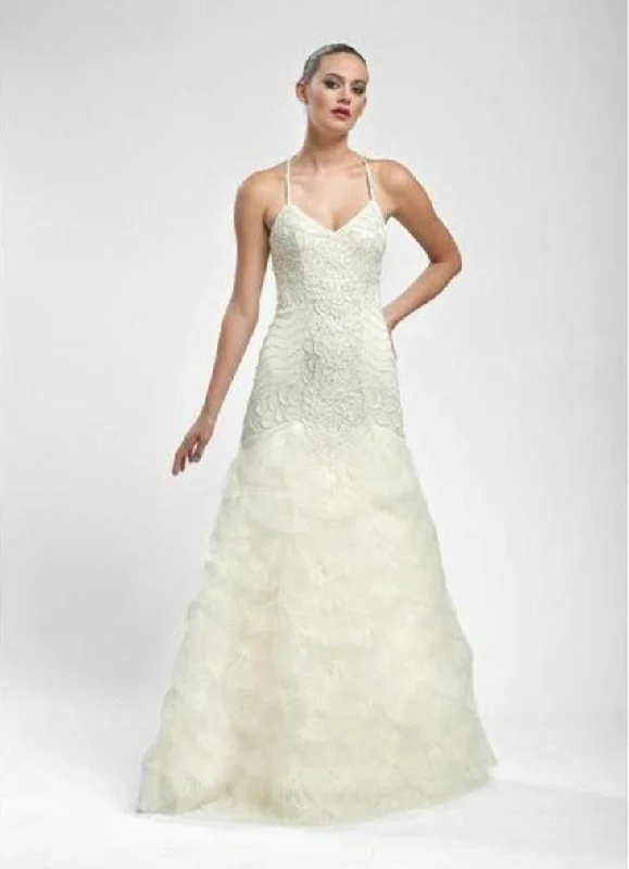 Sue Wong R5130 Appliqued Fan Organza Gown - 1 pc Peach In Size 6 Available Mesh unclassified dresses Sue Wong R5130 Appliqued Fan Organza Gown - 1 pc Peach In Size 6 Available Mesh unclassified dresses