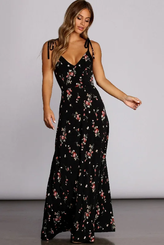 Loving Knit In Florals Maxi Dress Color block unclassified dresses